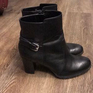 Black ankle leather booties
